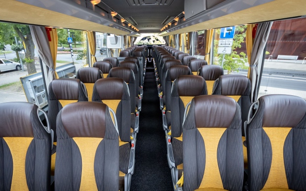 Autobusu noma SETRA S 515 HD